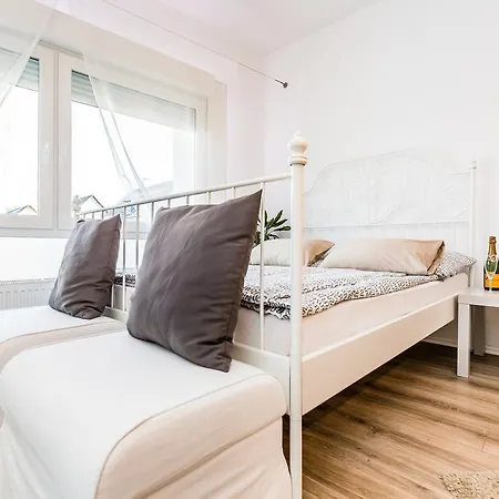 Apartment Cologne Κολωνία